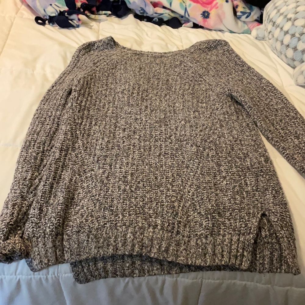 Sweater from American Eagle. Size XS